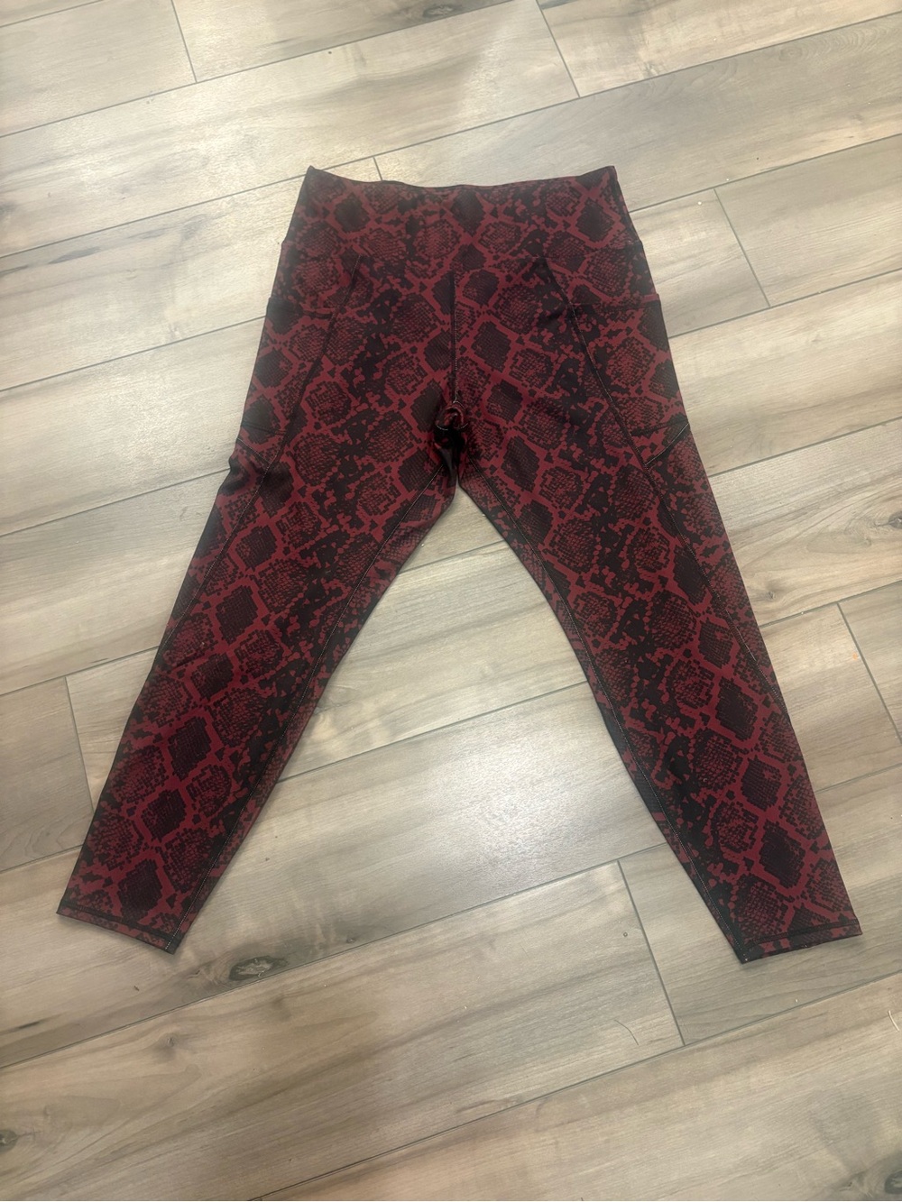 Elie Tahari Red and Black Snake Print Leggings